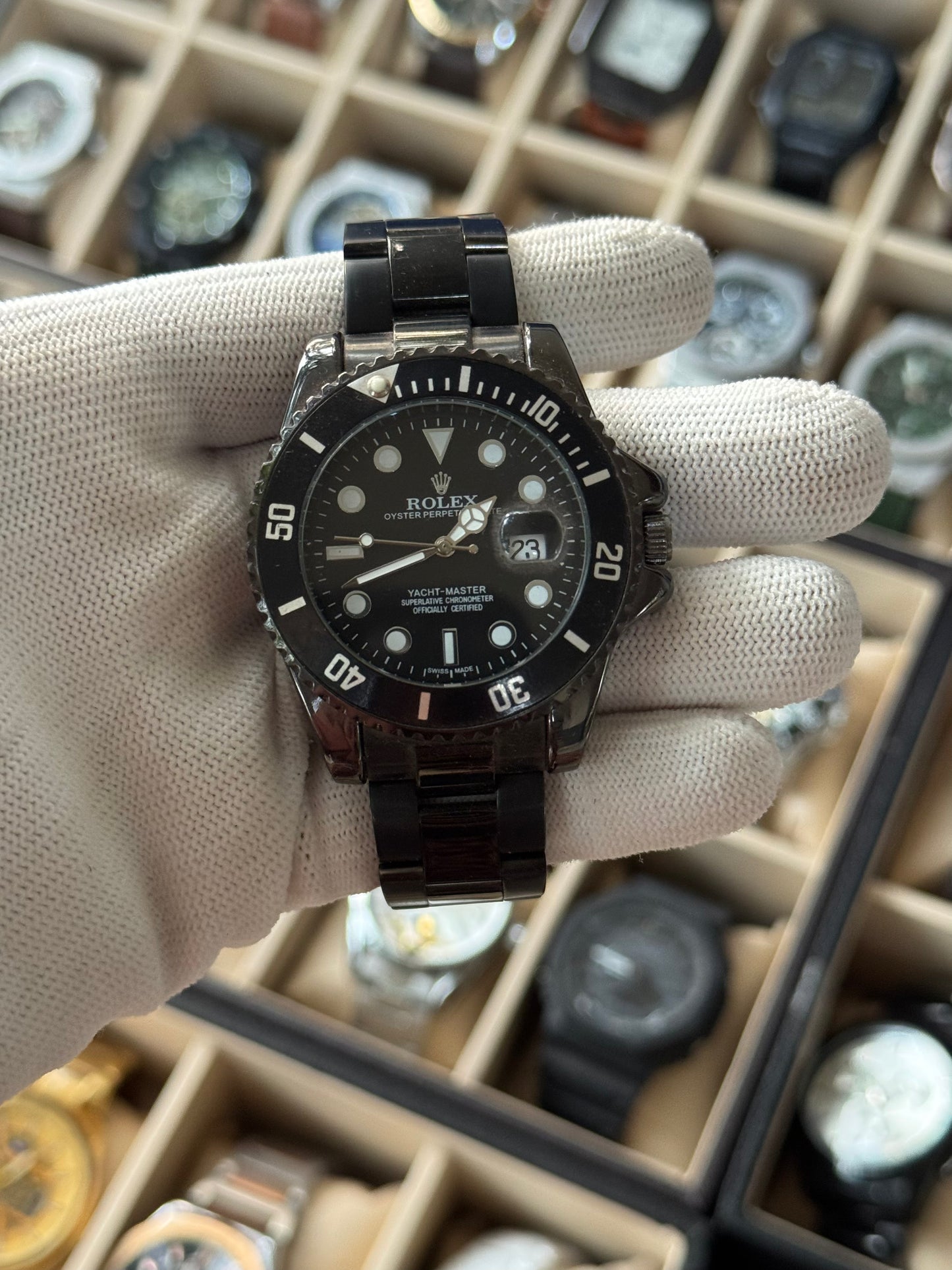 ROLEX Stylish Watch With Date