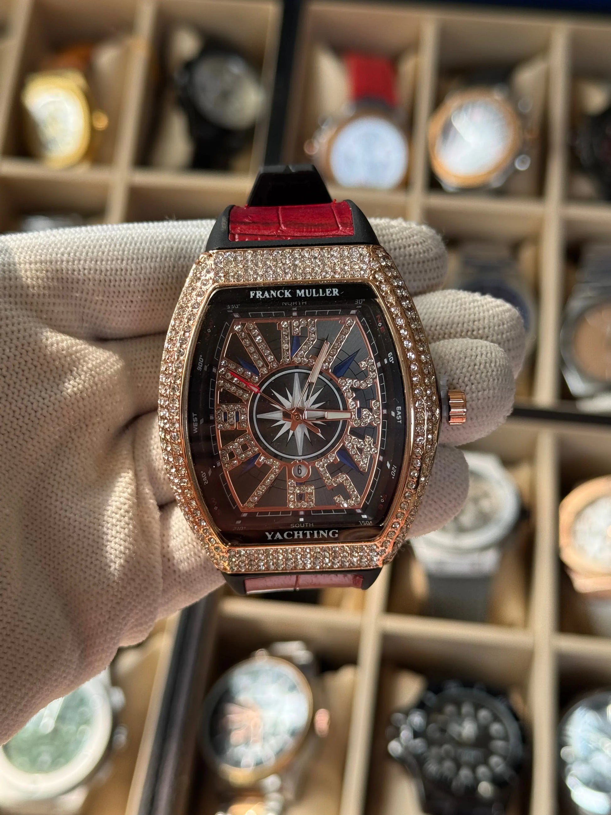 FRANCK MULLER Watch With Date Oman online store