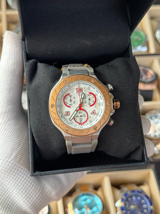 TISSOT Silicone Strap Watch With Date