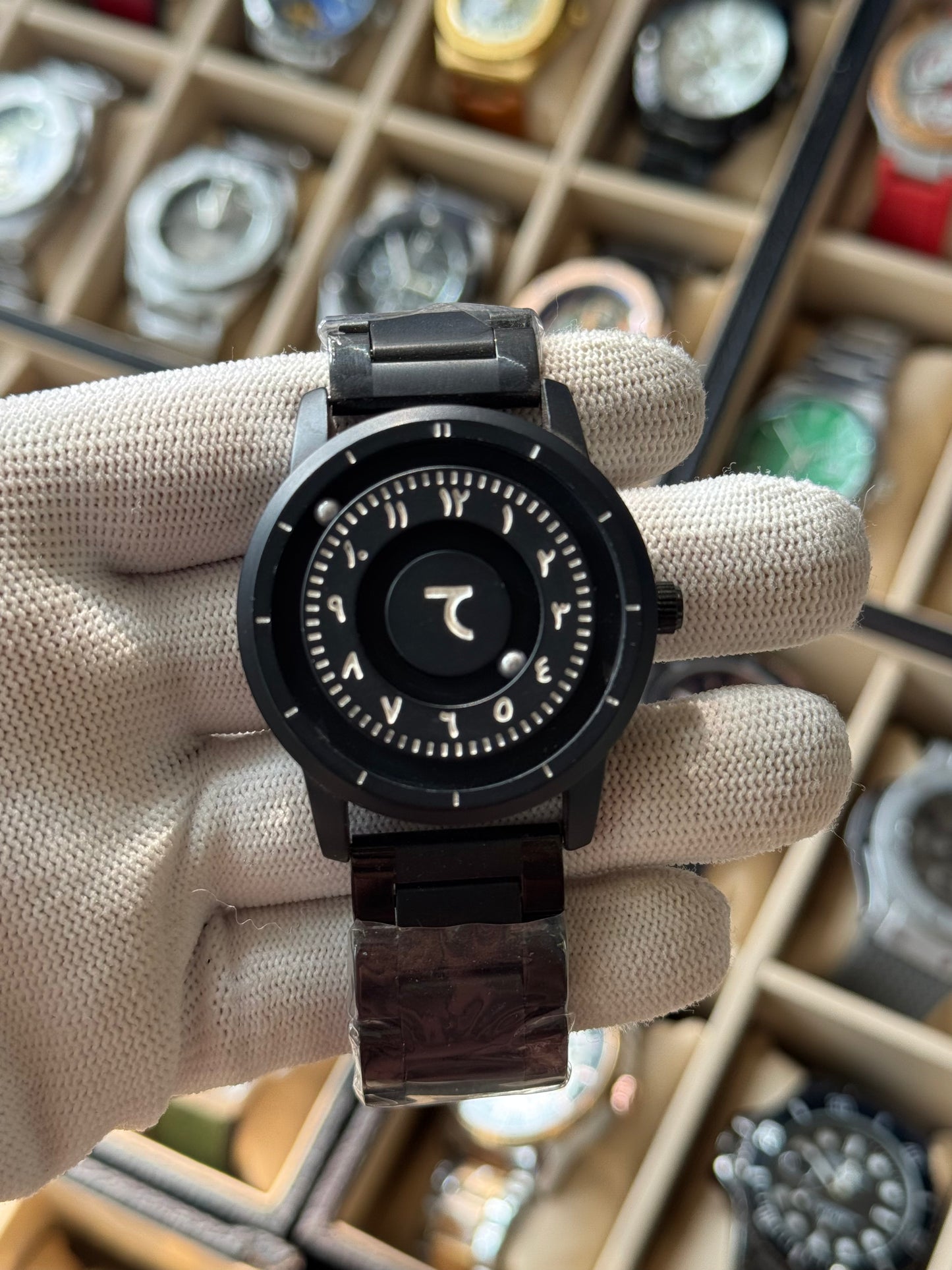 Arabic Dial Stainless Steel  Wrist Watch, Minimalist Magnetic Rotating Disc Face